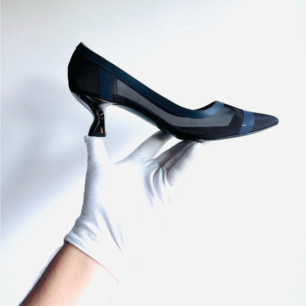 Fendi Colibri black mesh with navy trim kitten heels sz 41
